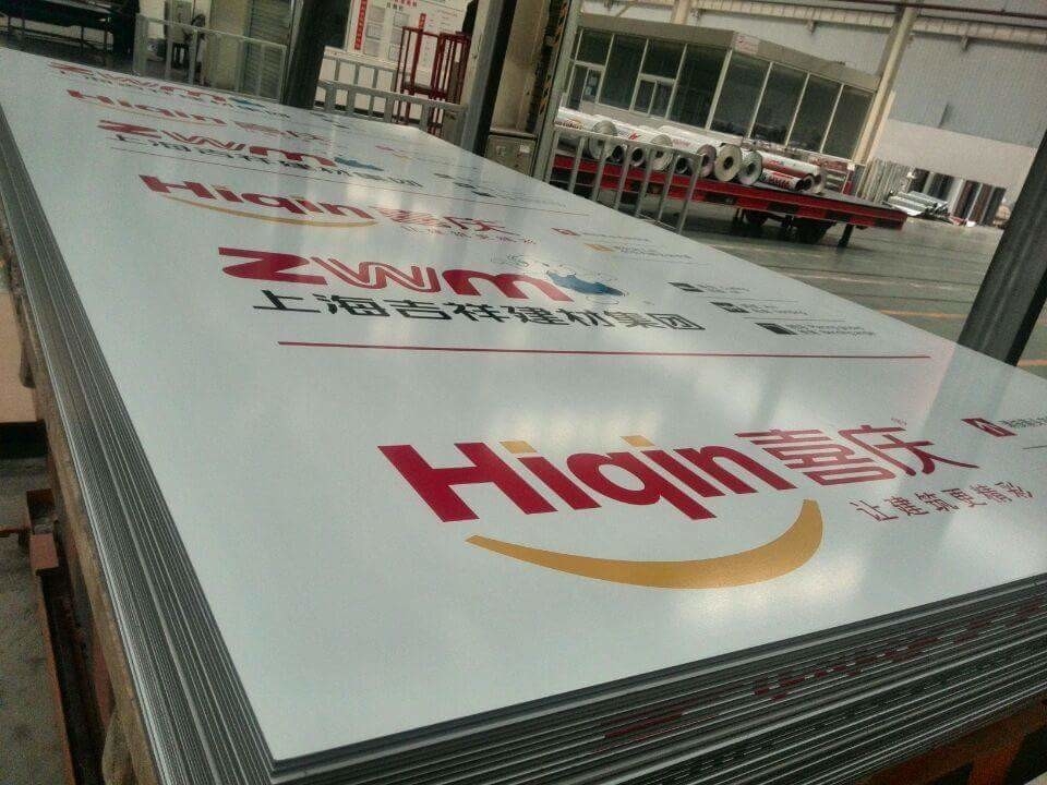 Oem Protective Film Aluminium Composite Panel met hoge glans en 0,022 mm-0,050 mm Alu spoel dikte