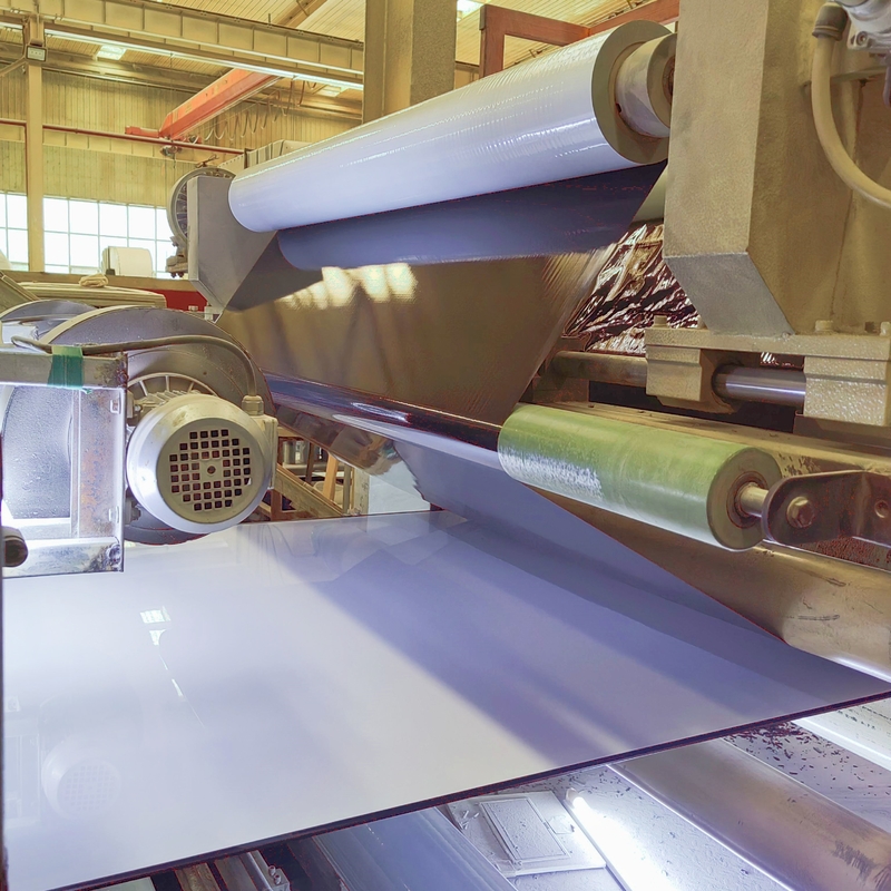 Onbreekbaar PE-kern aluminium composietpaneel 3 mm glanzend wit ACM ACP voor bouwmaterialen