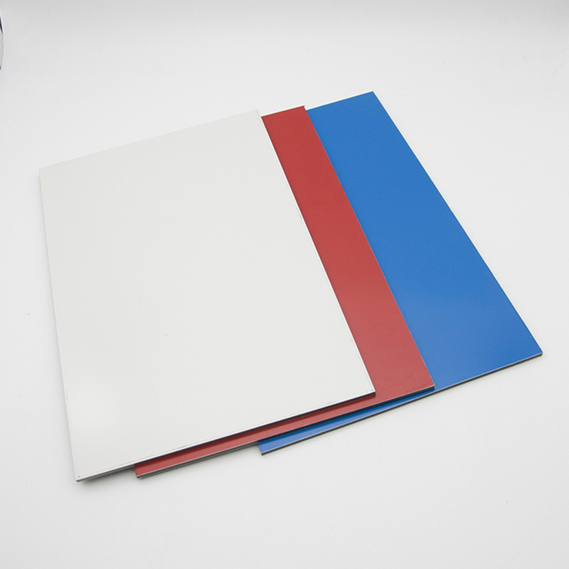 Onbreekbaar PE-kern aluminium composietpaneel 3 mm glanzend wit ACM ACP voor bouwmaterialen