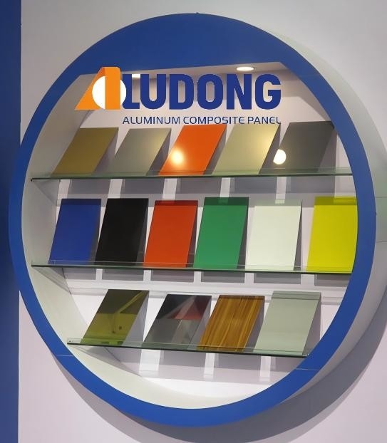 Duurzaam FR ACP Alucobond Drawing Aluminium Composite Panel voor interieurversiering