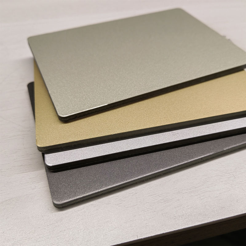 Hot Sale Aluminium Composite Panel 4x8 ft PVDF PE Coated Branddicht Lichtgewicht Op maat Verkrijgbaar voor binnen- en buitenversiering
