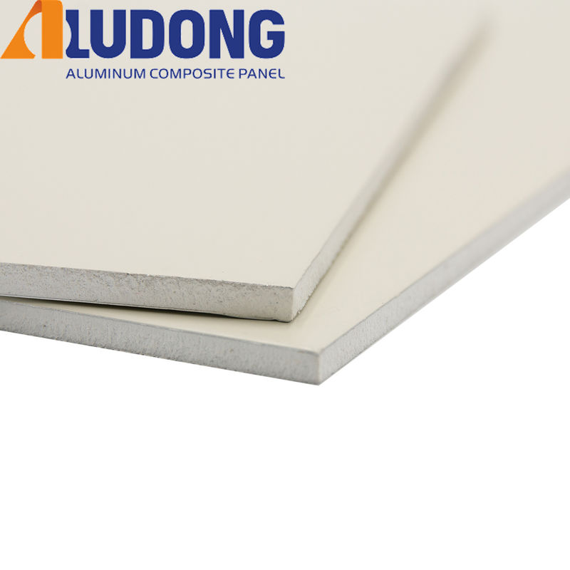 Advertentie PE Core 0,3 mm ACP Alucobond Drawing Aluminium Composite Panel Voor gordijnwand