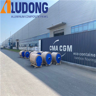 0.18mm Ultra Thin Glossy PE / PVDF Coated Aluminium Coil voor het afdrukken van signage-bekleding