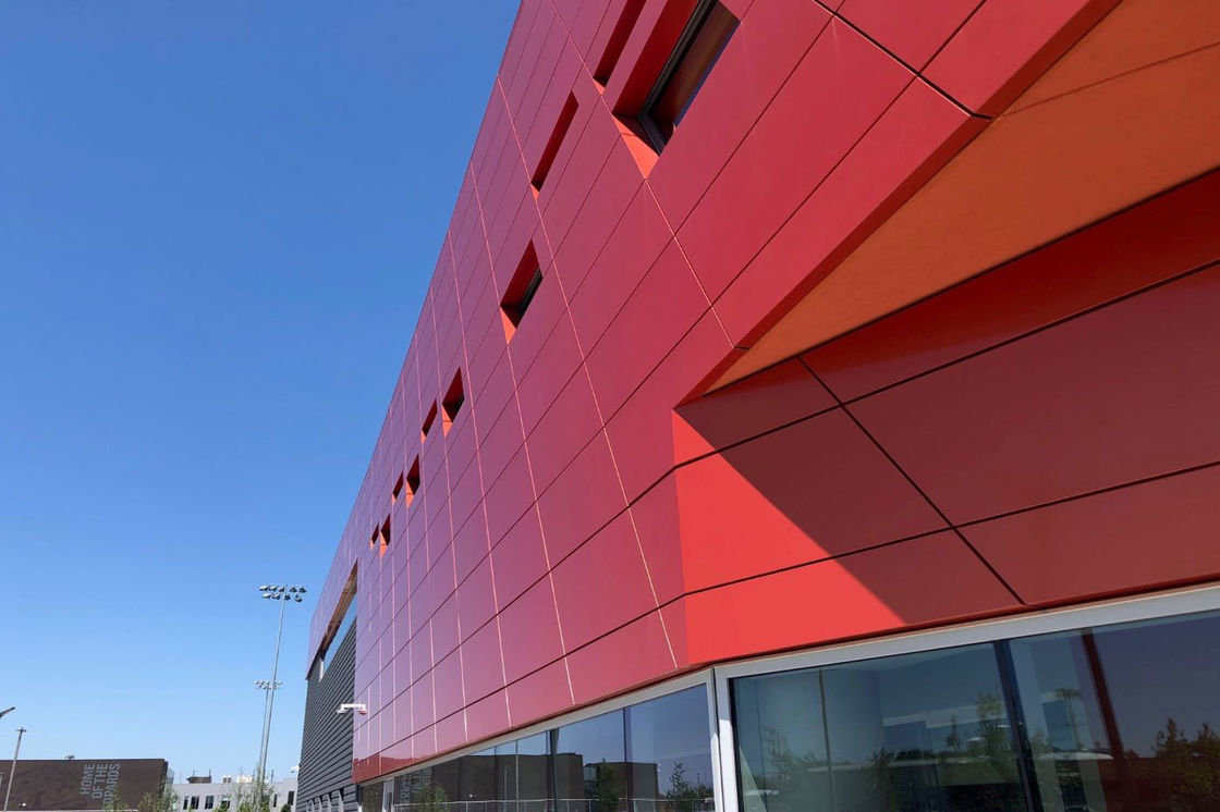 Hoogglanzend aluminium composiet paneel met PVDF coating ultieme bescherming voor uw gebouw S oppervlak