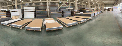 Maximale grootte bereikt 2000 * 6000mm Aluminium Composite Panel Ultieme oplossing voor uw bouwbehoeften