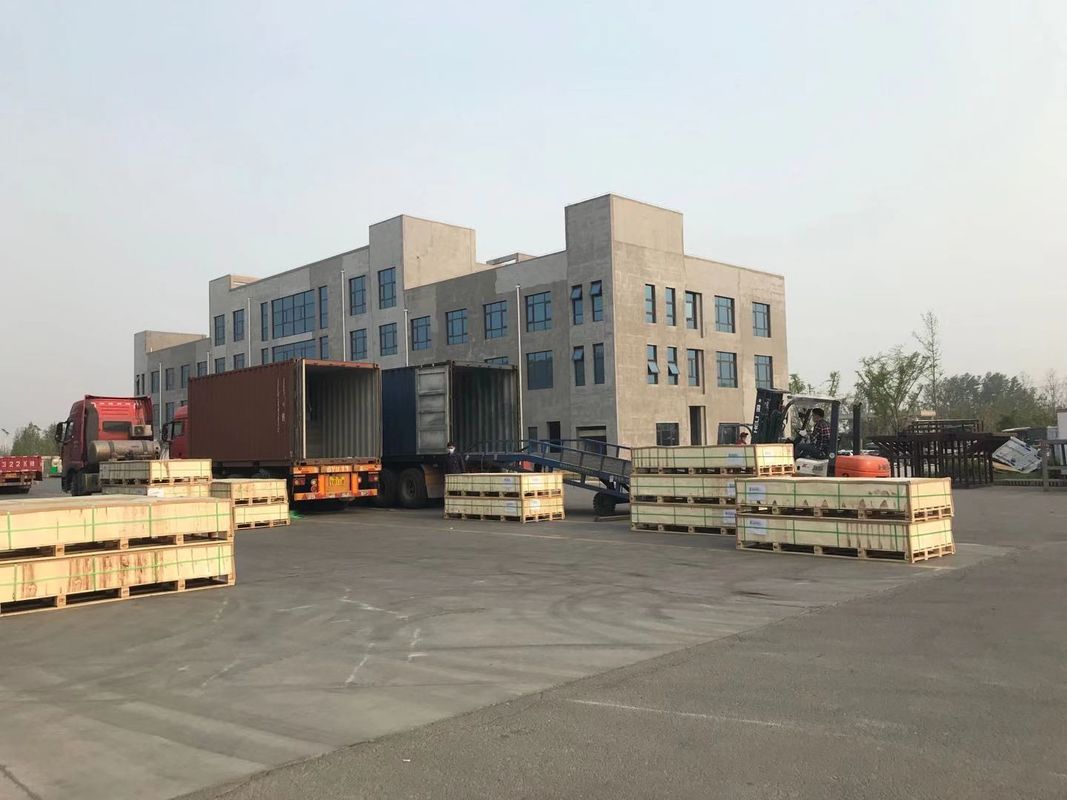 PE-gecoat lichtgewicht en elegant aluminiumcompositpaneel voor hedendaagse bouw