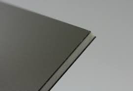 Verbeter de esthetiek van uw gebouw met geborsteld aluminiumcompositpanel
