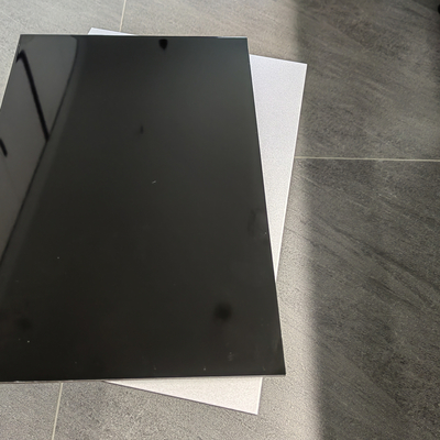 Zwart Kleurenpe Aluminium Samengesteld Comité 1250mm voor Binnenhuisarchitectuur