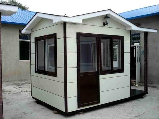 Luxe modern prefab huis. Makkelijk te monteren. 3 slaapkamers. Containerhuis met aluminiumcomposite panelen.