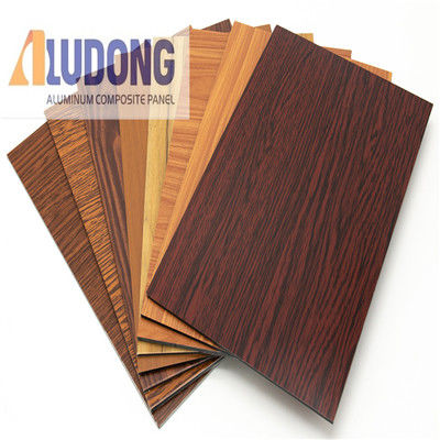 OEM op maat 1220 * 2440 mm ACM-paneel PE PVDF-coating, houtnerfoptie, voor plafond- en interieurdecoratie Fabrieksprijs