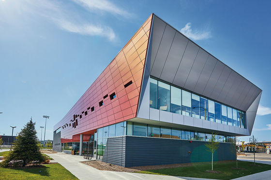 PE-gecoat lichtgewicht en elegant aluminiumcompositpaneel voor hedendaagse bouw