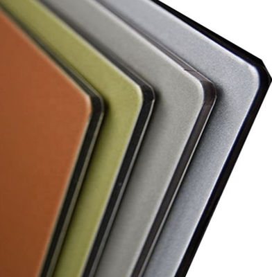 Het ongebroken Flexibele Samengestelde Comité van het Kernpvdf Aluminium voor Uithangbord en Bekleding